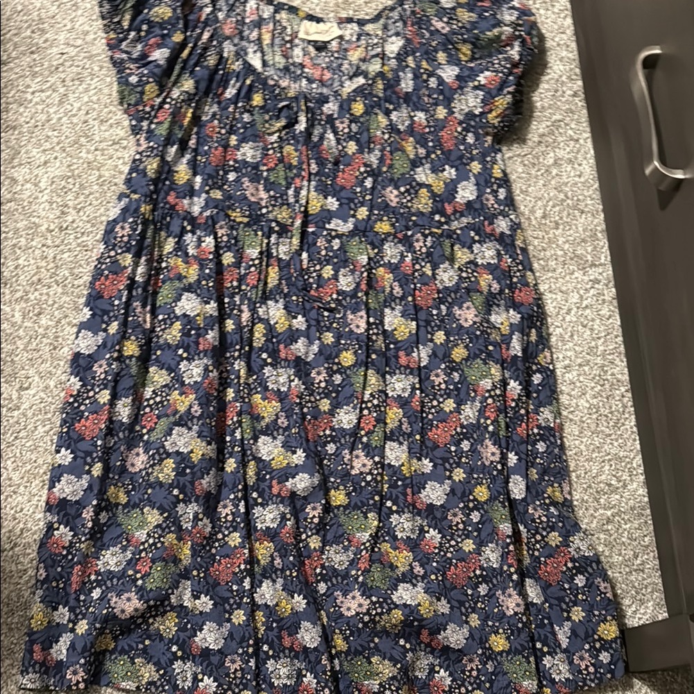 Floral navy short dress